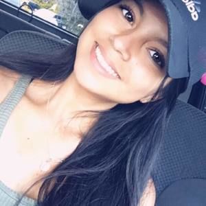 Meet your Posher, Evelyn